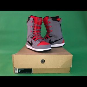Nike snowboard boots